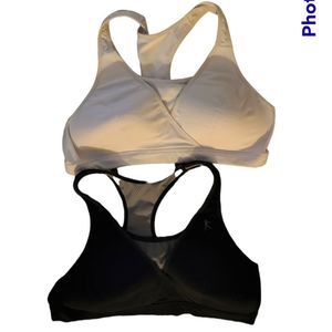 Set of sports bras -M